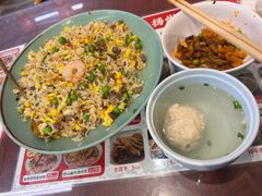 -扬二春炒饭(国庆路总店)