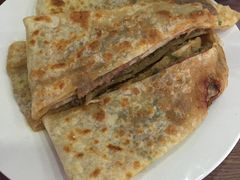 -溢心园香河肉饼总店