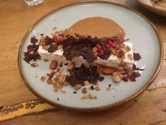 牛轧糖冰糕配太妃糖酱-RAC BAR(安福路店)