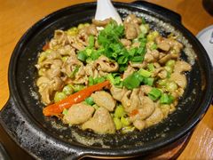 青豆烧肥肠-盐帮食坊•小河帮川菜(四川师大店)