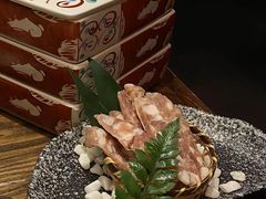 樱花香肠-肉魁屋·烧肉·烧鸟·酒场(高新店)