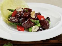 黑金雪花牛肉粒-上海和平饭店龙凤厅 Dragon Phoenix