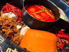-味舵主重庆火锅(邓尉路店)