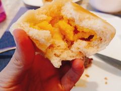 奶黄包-西安高新希尔顿酒店·咖啡露台西餐厅