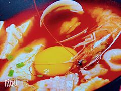 -张记老街里海鲜美食城(劈柴院店)
