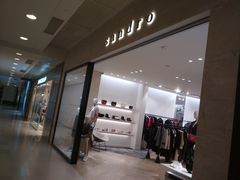 -sandro(港汇恒隆广场店)