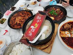 -洪平血旺椒麻鸡雅鱼饭店(熊猫大道店)