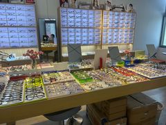 -天空之镜眼镜店蔡司依视路配镜授权零售店(望京颐堤港店)
