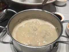 -红鼎豆捞·非遗鲍皇汤火锅(宝丰路店)