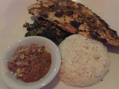 -Mai Mai Restaurant