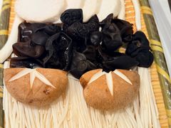 -犇鼎牛潮汕牛肉火锅(新辰里学清路店)