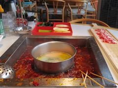 -二荆条·蜀鲜汇城市森林火锅