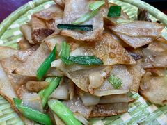 腊味炕豆丝-董厨煨汤馆(车站路店)