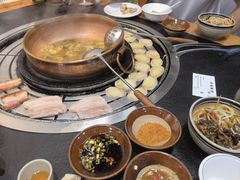 -阿山卓·野生菌火锅·纳西火塘烤肉