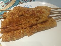 烤龙骨豆皮-楼兰古丽·新疆拌面·清真(华阳城店)
