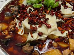 -晓彭肥肠鸡·泡椒鸡火锅(水木天地店)