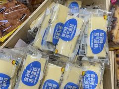 -来伊份(星湖街店)