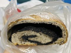 -85度C(生甜甜圈研究工坊·上海松江人民北路店)