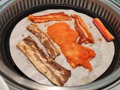 -绿岛港轩海鲜烤肉涮锅自助餐厅