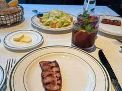 -Wolfgang’s Steakhouse 沃夫冈牛排馆(上海白玉兰广场店)