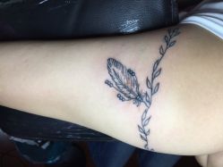-SNOW TATTOO STUDIO
