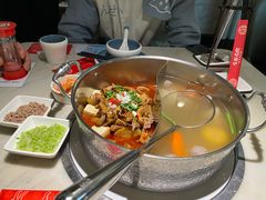 -左庭右院鲜牛肉火锅(浦江欢乐颂店)