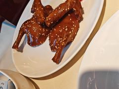 麻香脆皮乳鸽-利苑酒家(华熙国际店)