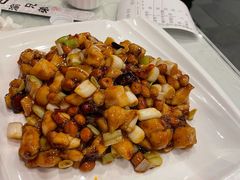 宫保鸡丁-巴渝兄弟川菜(宽街店)