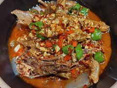 -罗霸蛮老岳阳大排档·鲜货烧烤·土吊子煨砂锅烧菜