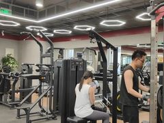-VLines耀能运动Space&Flow(国贸店)