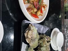 -大富蚝乌东哥饭店·石锅鱼杂·柠檬鸭(革新路店)