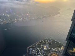 -OZONE 顶楼酒吧(香港丽思卡尔顿酒店)