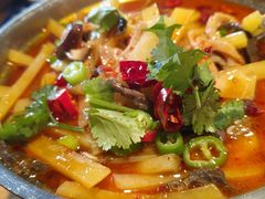 -娜仁图雅蒙古美食村(33小镇店)