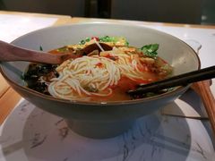-百春原湖南牛肉粉(百联世纪店)
