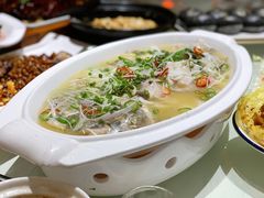 -牛头鱼庄·地道广西菜(鲁班店)