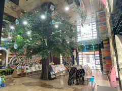 -钟书阁(松江泰晤士小镇店)