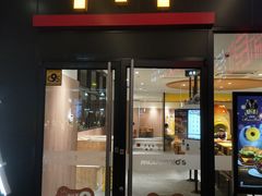 门面-麦当劳(百联西郊购物中心店)