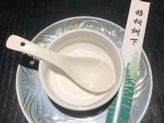 -梧桐树下(云锦世家店)