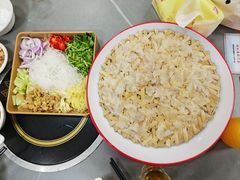 -官塘陈记鱼生·潮汕砂锅粥·牛肉火锅(潮枫路总店)