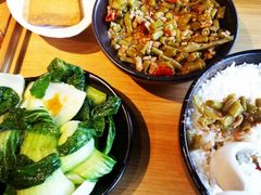 -72街红烧排骨饭(海珠丽影广场店)