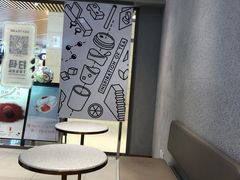 -喜茶(北京华贸购物中心店)