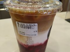 莓莓拿铁咖啡-CoCo都可(大华二店)