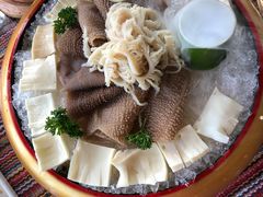 -慢丽江·云南野生菌土鸡锅(付家庄店)
