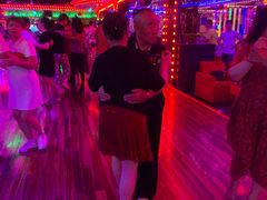 -安吉罗联丰舞厅(宝丰生活广场店)