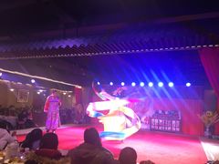 -关东情主题文化演艺餐厅