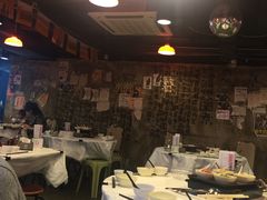 大堂-鲜入围煮花胶鸡海鲜火锅