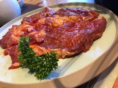 -青古韩式炭火烤肉店