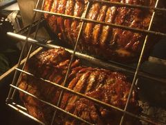 烤猪排-芭提雅Amporn Seafood自助餐厅