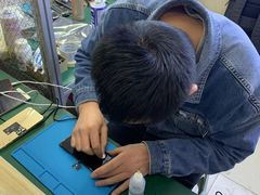 -鸿准通信科技·忠诚手机电脑维修中心(三林店)