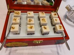 -品海楼·大连海胆锅贴馆(东港店)